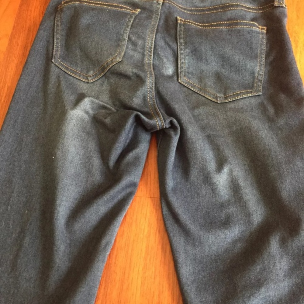 Jeans - Picture 2 of 2